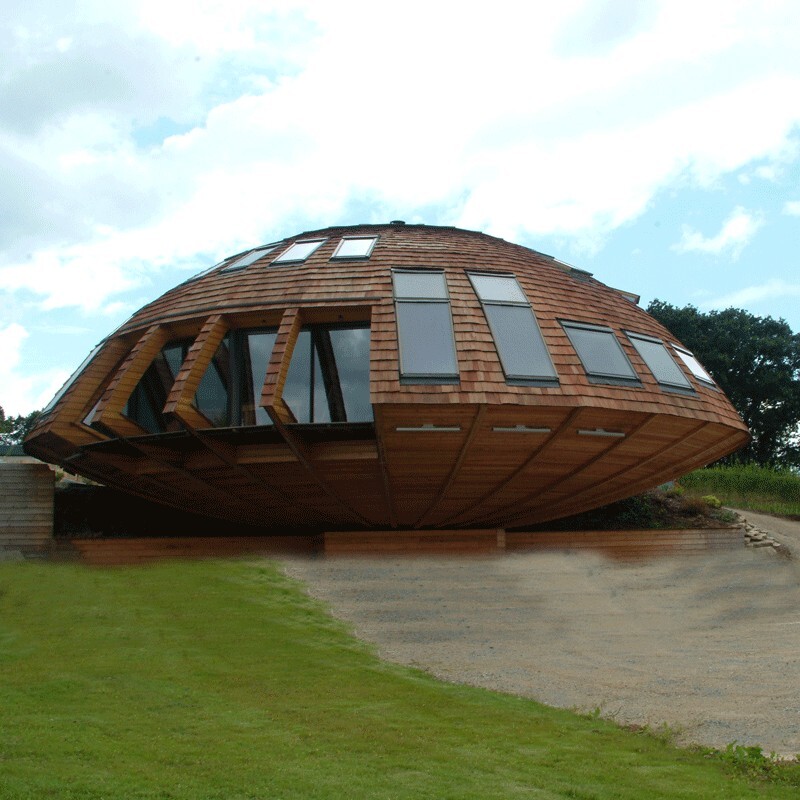 Being built on a central concrete base contributes to the design's wind and earthquake resistance