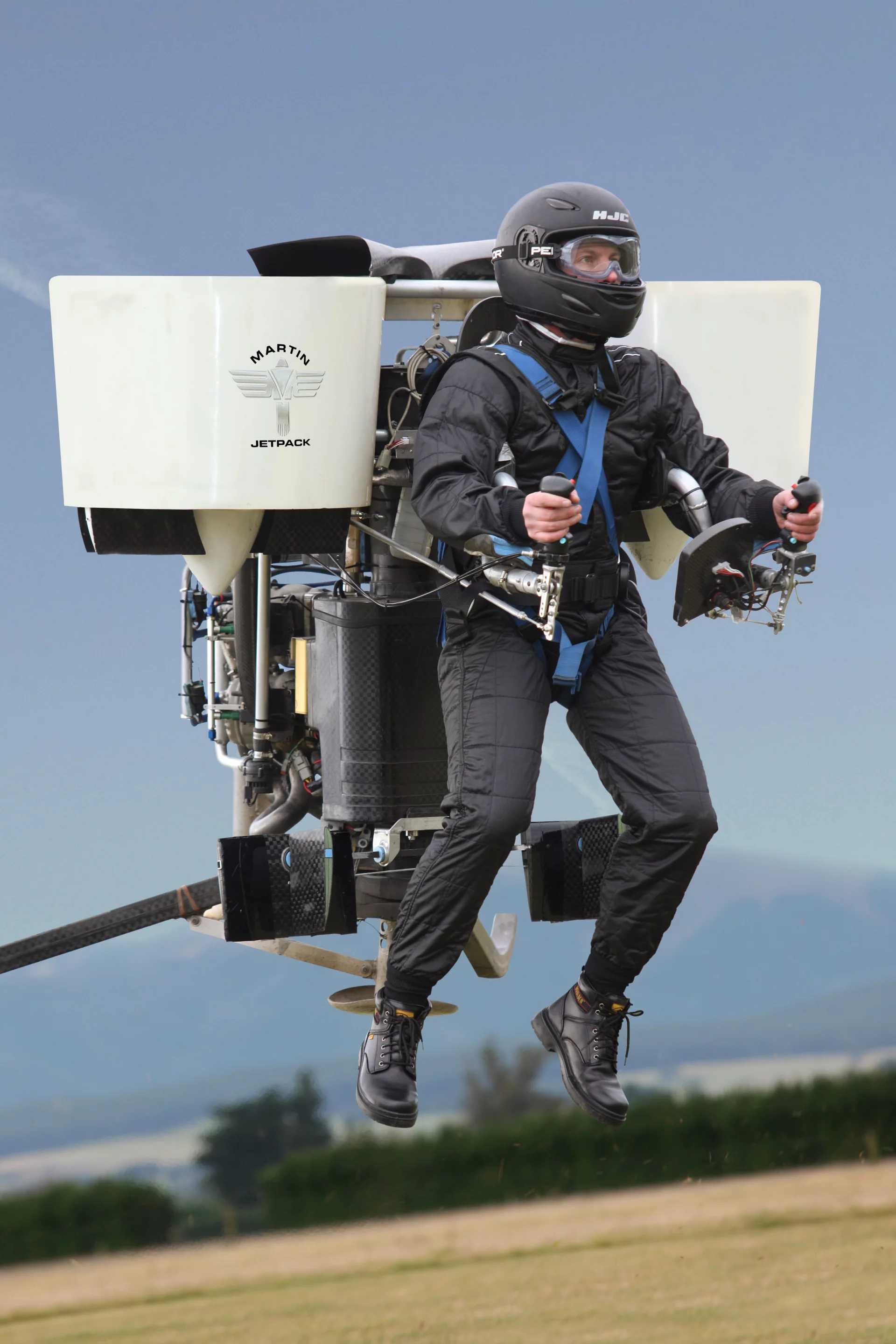 The jetpack is economical to operate and maintain with 30 minutes of flight time