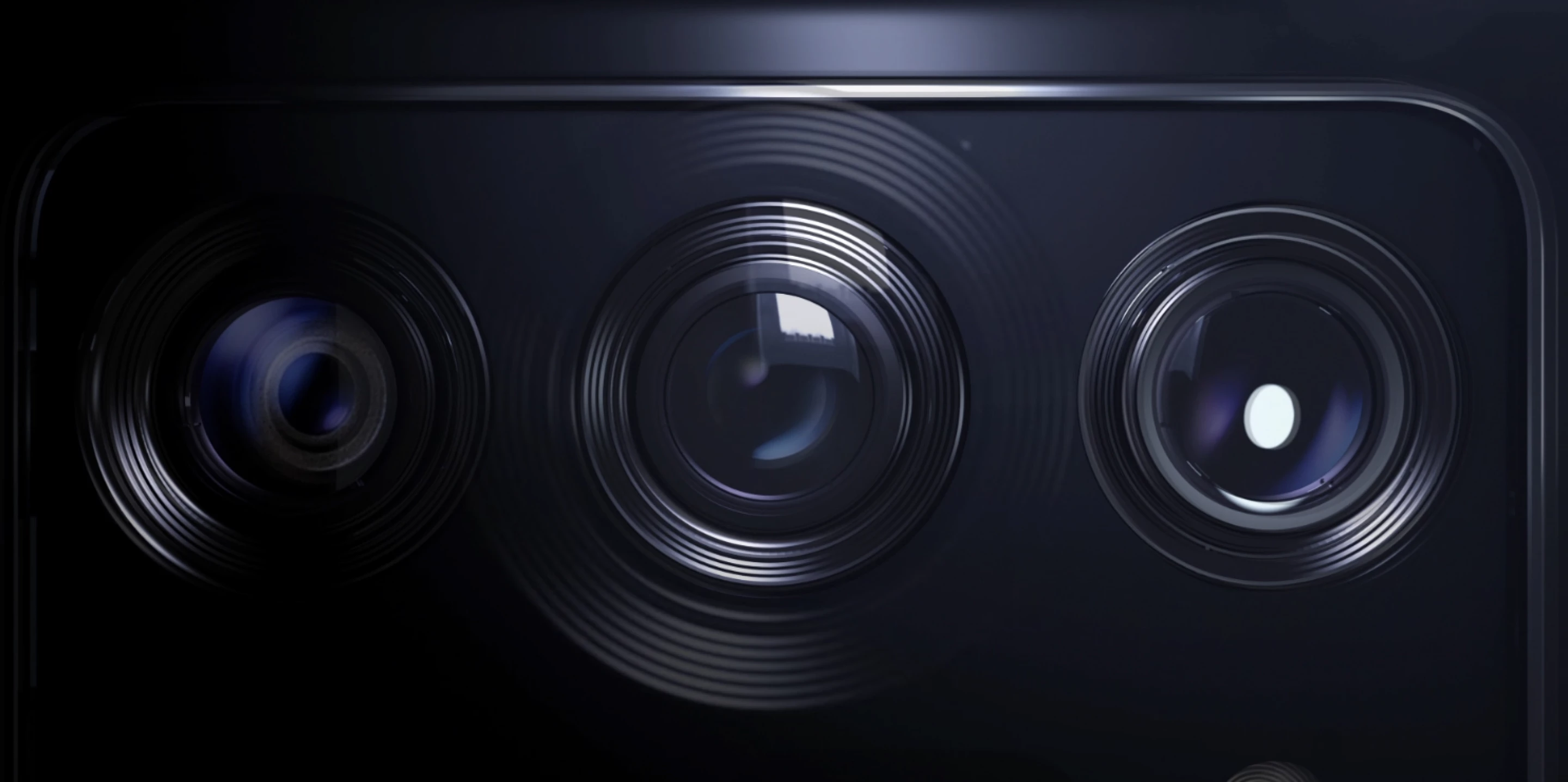 Samsung raises the smartphone camera stakes with high-tech new sensor