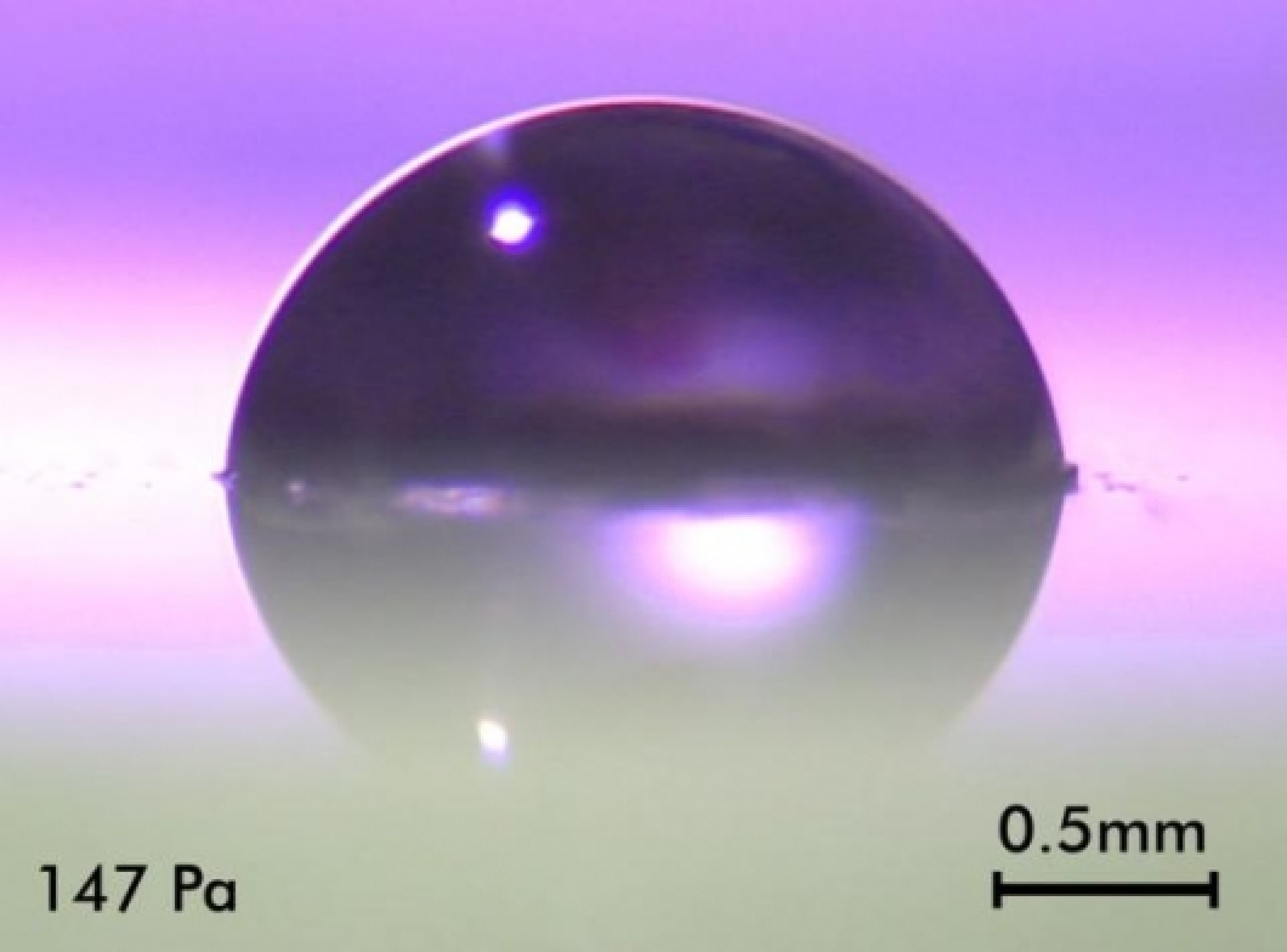 Liquid lens mimics the human eye