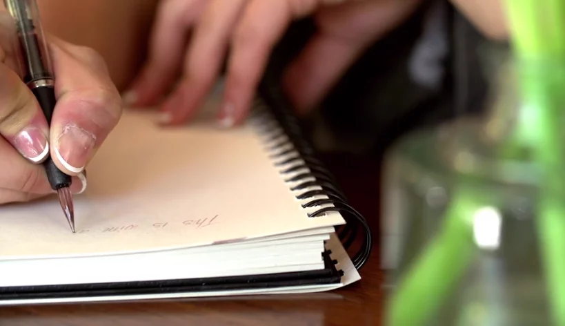 WINKpen uses any staining material as ink