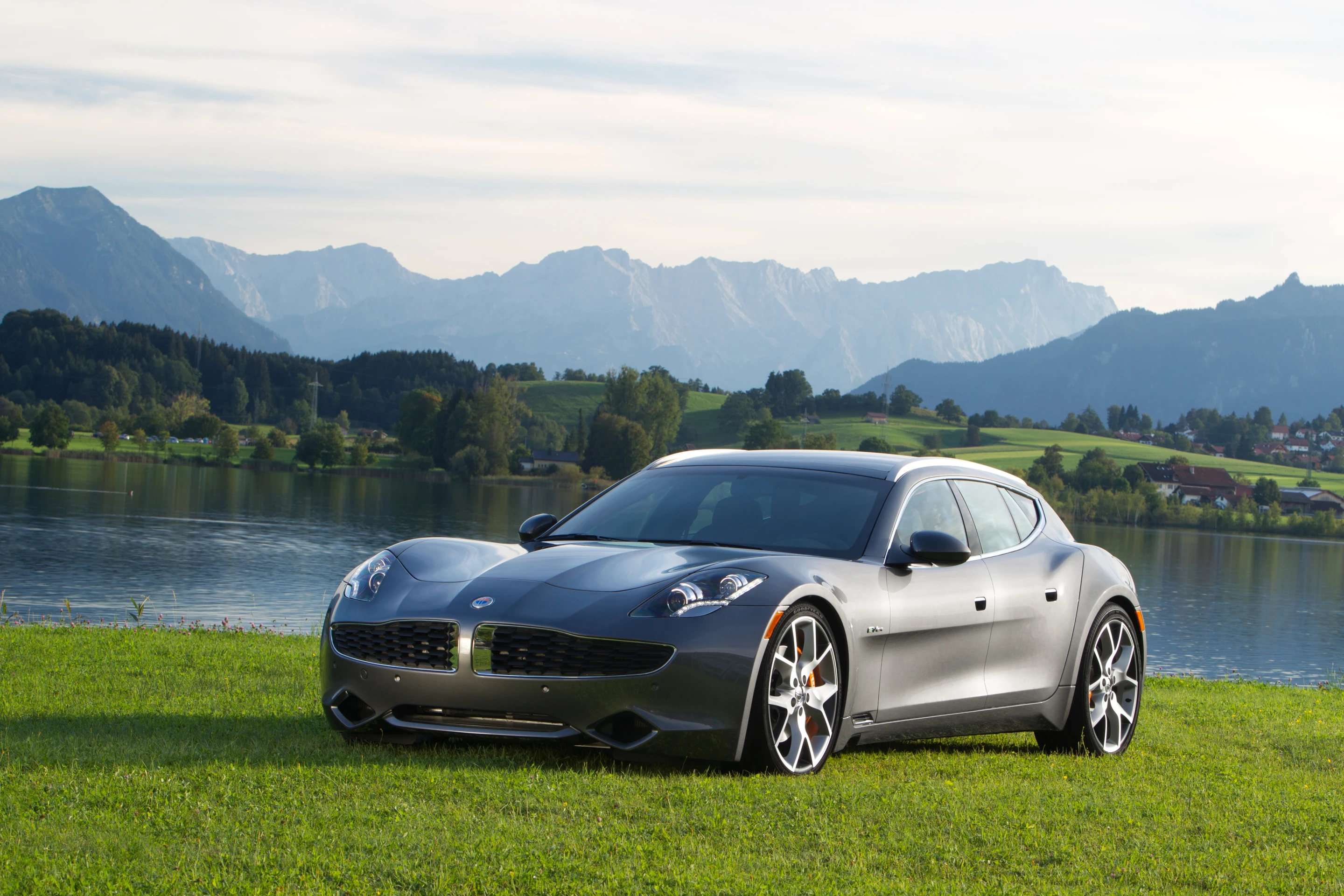 Fisker Surf