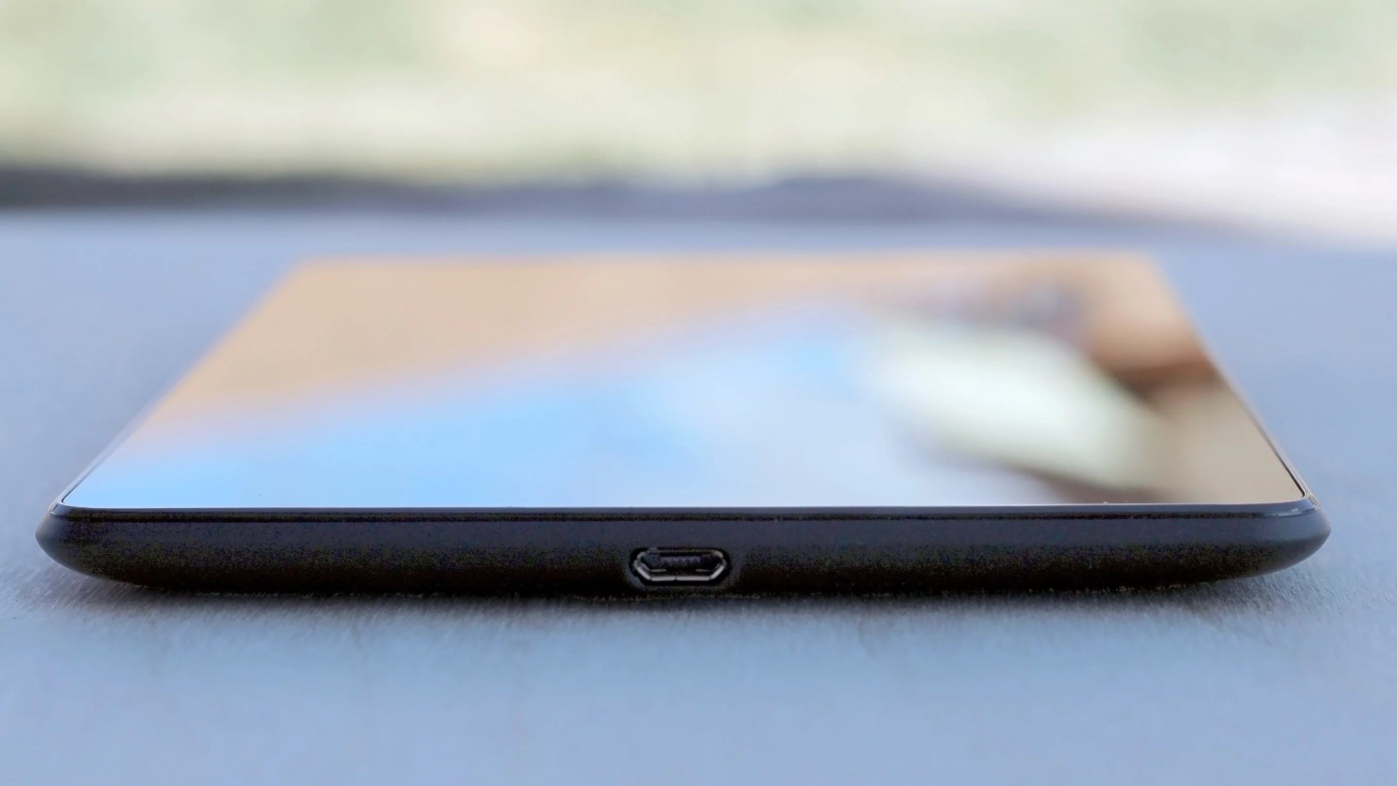 The 2013 Nexus 7 is 8.7 mm thick