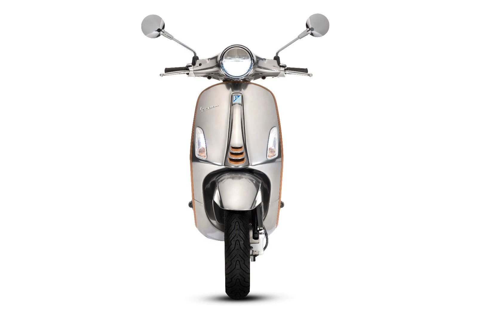 Front-on view of the Vespa Elettrica