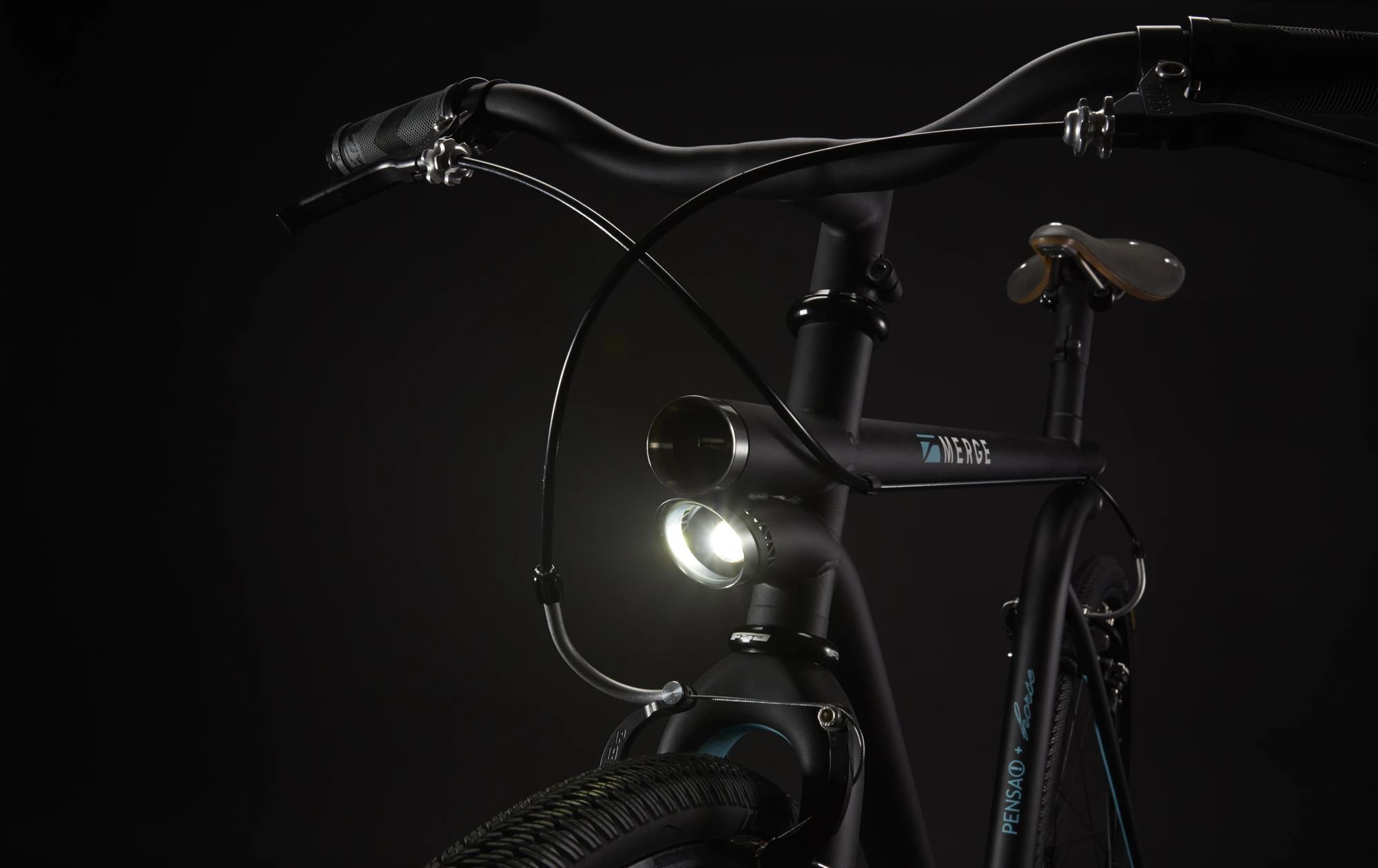The Merge features integrated dynamo-powered lights