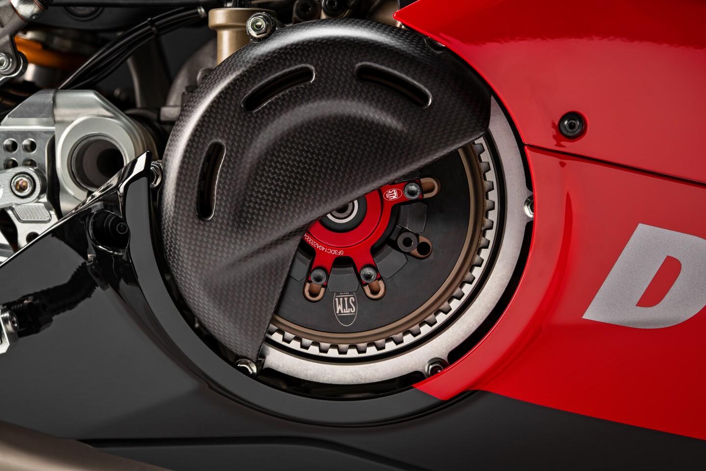 Open dry clutch cover. Yeah baby!