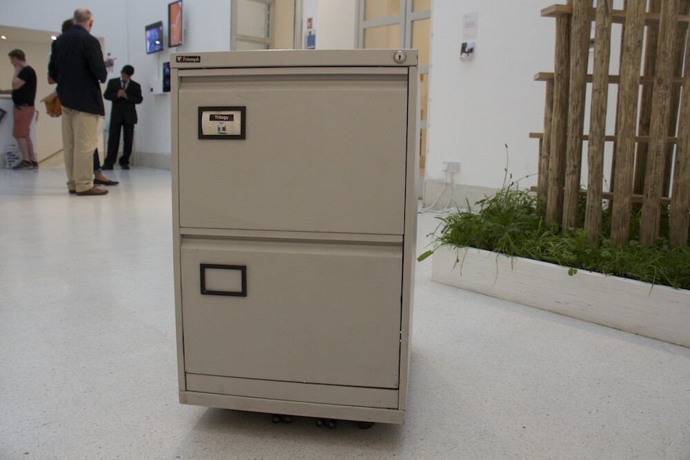 The cabinet is connected to a webcam via Bluetooth, which duly scans the room for movement (Photo: Jaap de Maat)