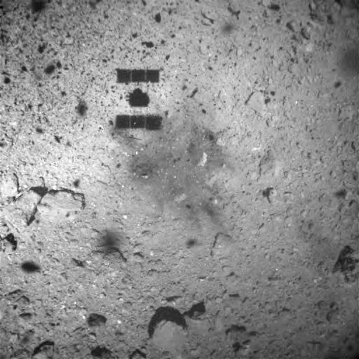 An image captured by the Hayabusa 2 spacecraft shows discoloring on the surface of Ryugu after touchdown