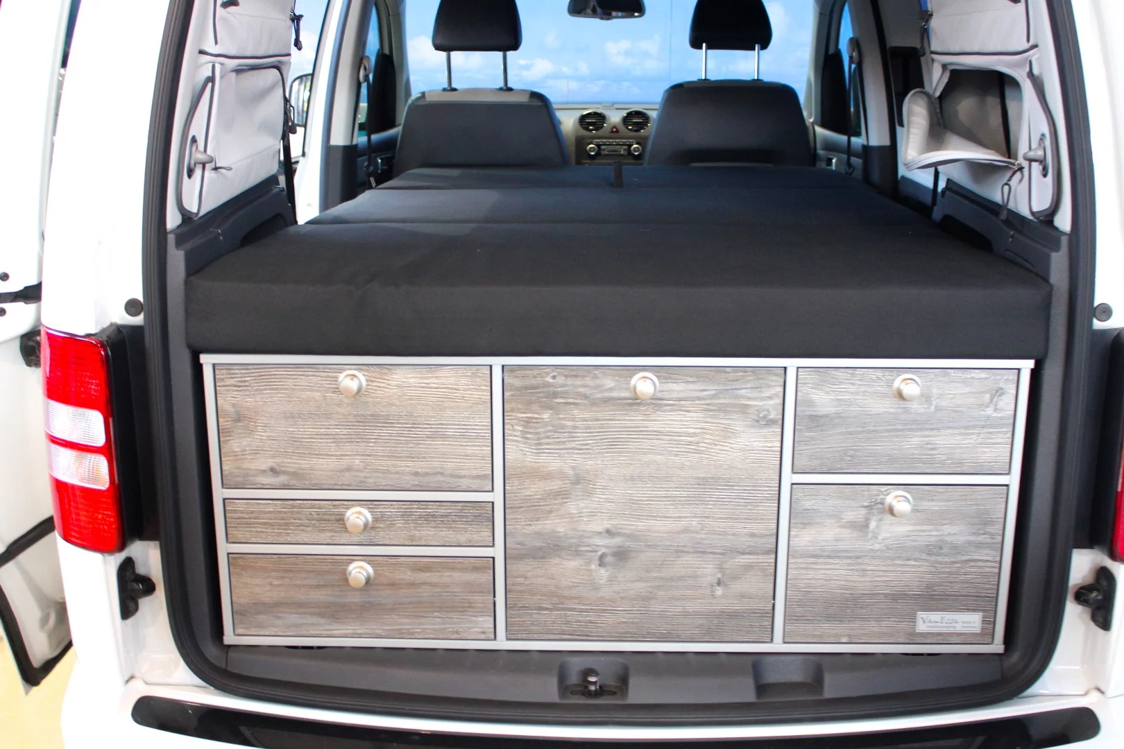 VanEssa transforms the Volkswagen Caddy into a cozy mini-campervan