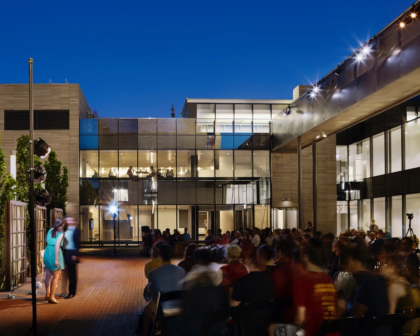 The Reva and David Logan Center houses the University of Chicago’s visual arts, film, music, and theater programs under one roof