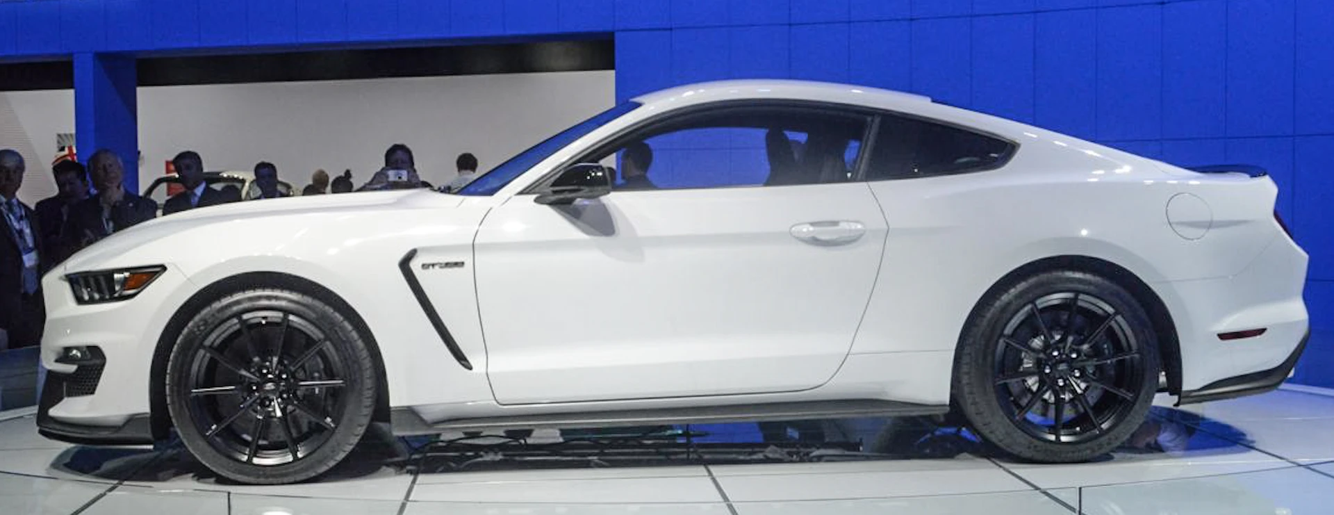 The Shelby 350GT Mustang is powered by a 5.2-liter V8 engine that puts out more than 500 hp (Photo: C.C. Weiss/Gizmag.com)