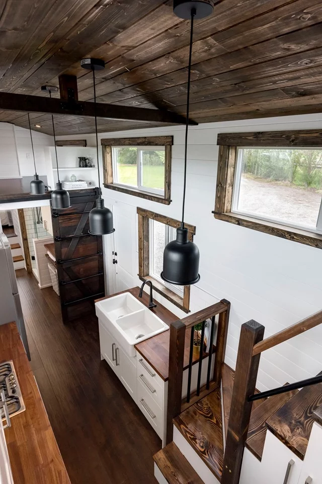 The Canada Goose's kitchen includes a double ceramic sink