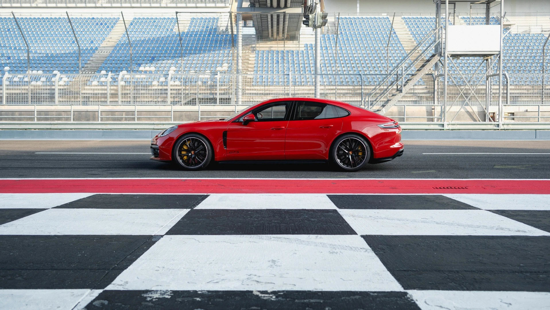 Porsche Panamera GTS: fast, furious and four-doored