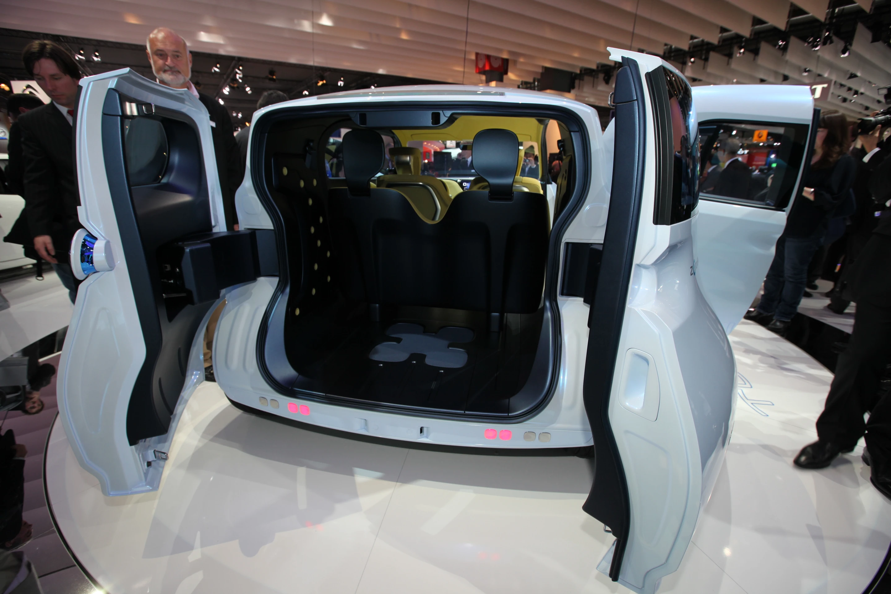 Nissan's Townpod concept
