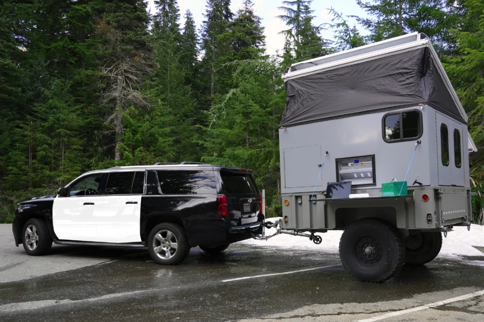The BluMobil trailer weighs between 3,000+ lb