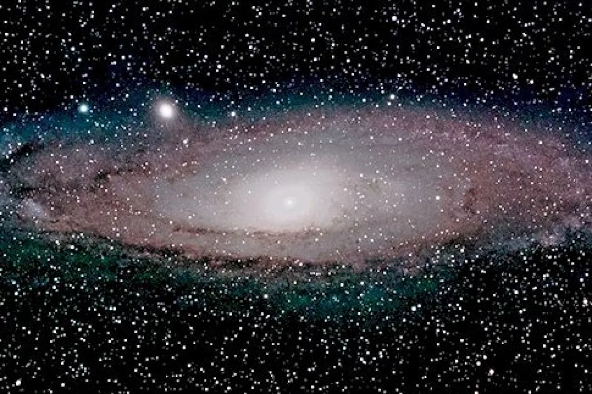 Astrophoto of M31, the Andromeda Galaxy, taken with an 85mm (3.35 in) diameter Takahashi apochromatic refractor and Innovation Foresight's new ON-Axis Guider (ONAG)