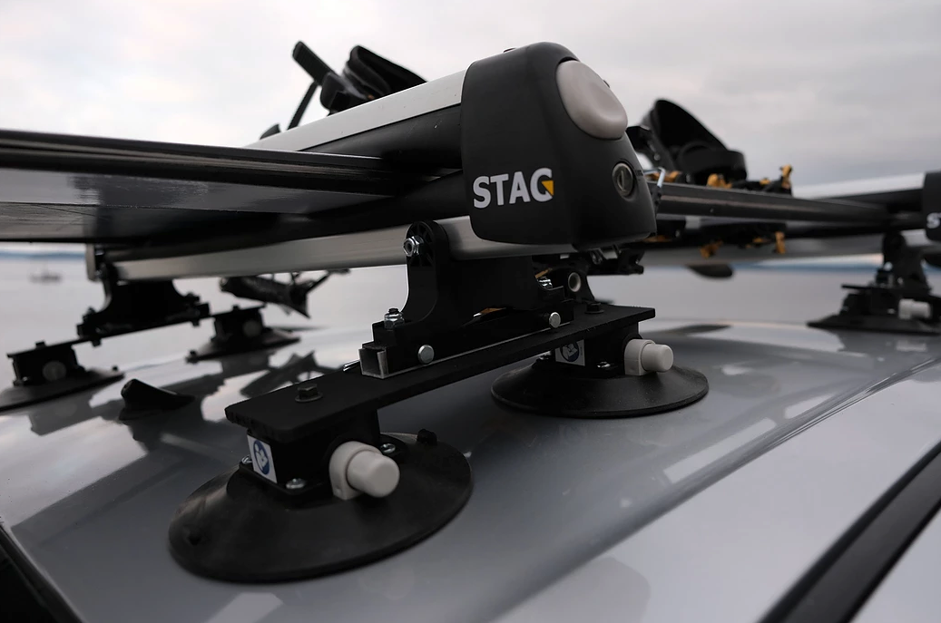The pumps over the suction cups let you quickly pressurize