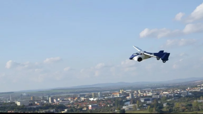 The AeroMobil 3.0 in an earlier test flight (Photo: AeroMobil)