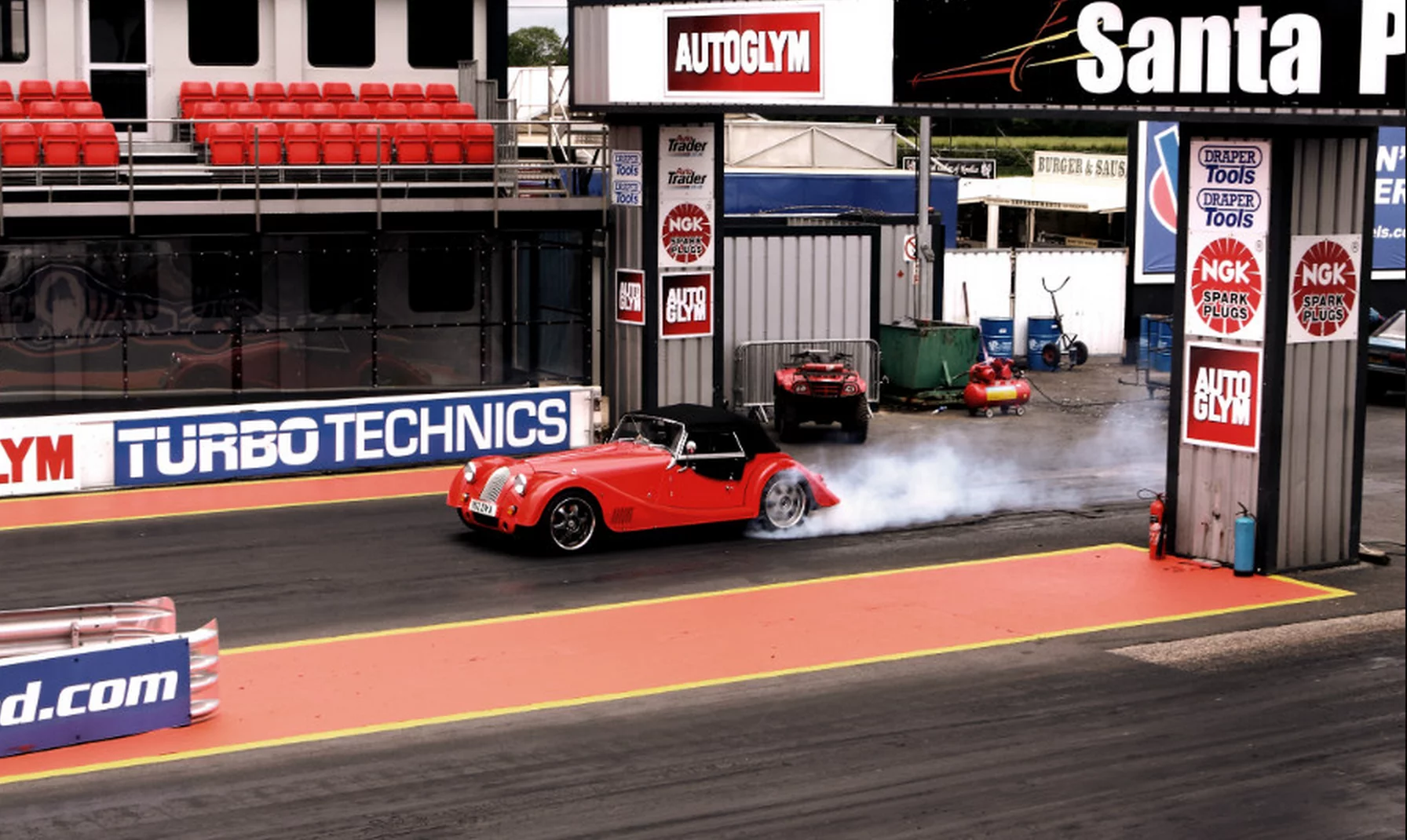 The Morgan Plus 8 Speedster at the Santa Pod raceway