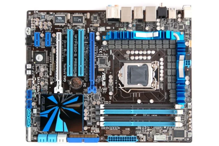 The Asus P7DP55DE-E Premium will be the first motherboard to support USB 3.0.