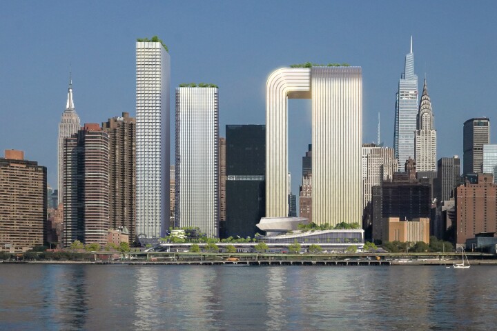 Freedom Plaza will be located on what is currently the largest plot of undeveloped land in Manhattan, a 6.7 acre (2.7 hectare) site south of the United Nations headquarters