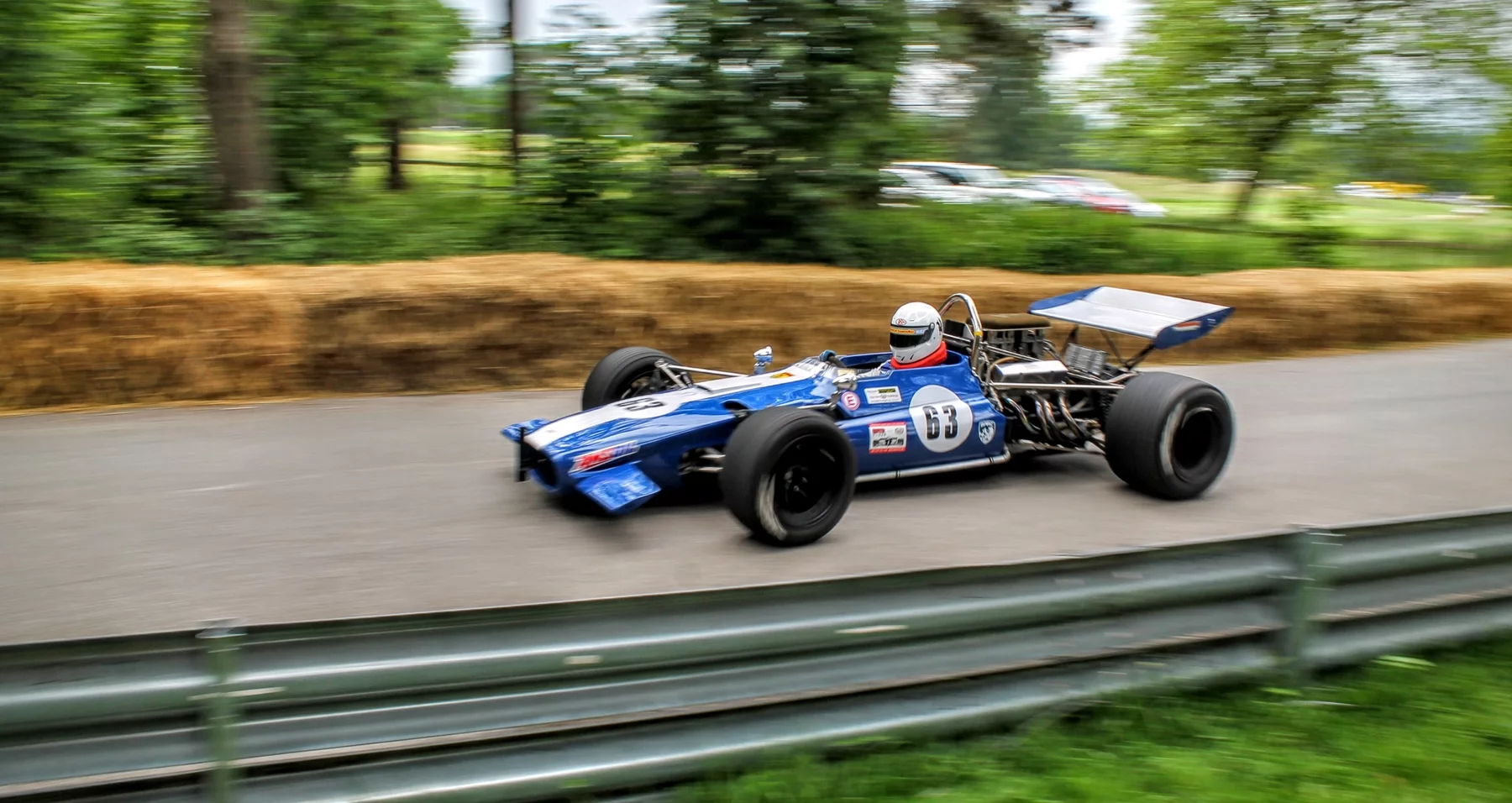 1969 Lola T142 driven by Roger Deans