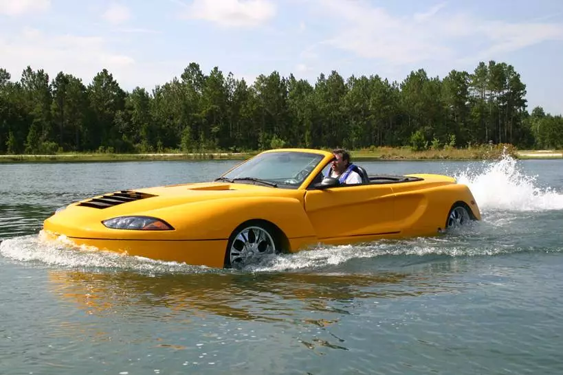 The Hydra Spyder has seating for four, and has been timed at 46 knots on water