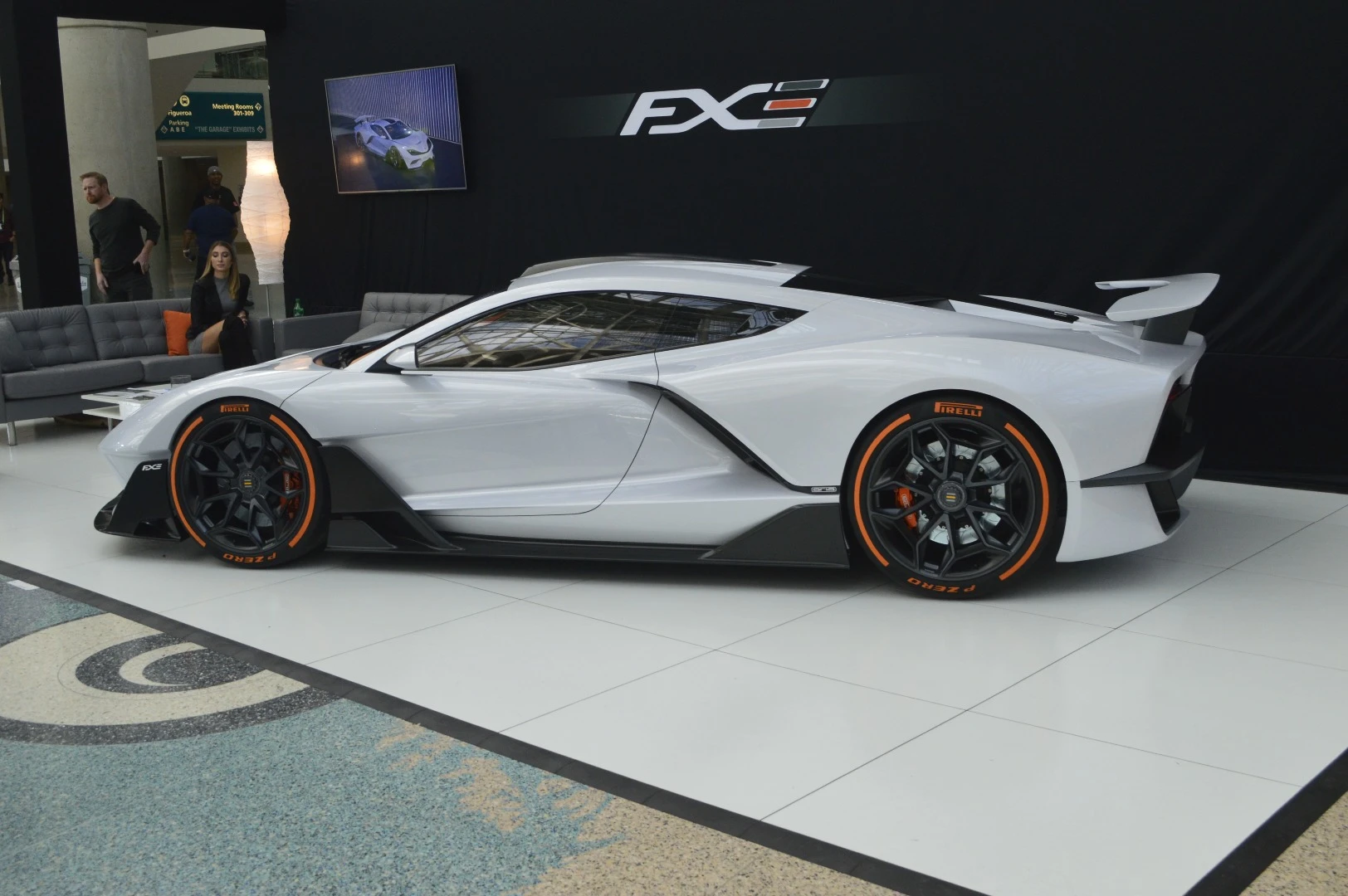 The FXE has a 7-speed dual clutch transmission as standard