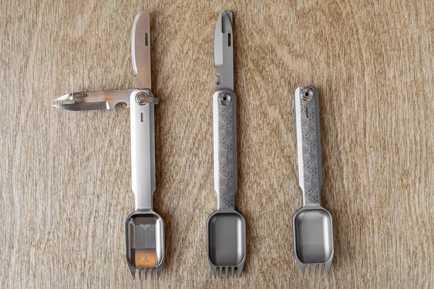 The various tools deployed – custom engraving on the handle is optional