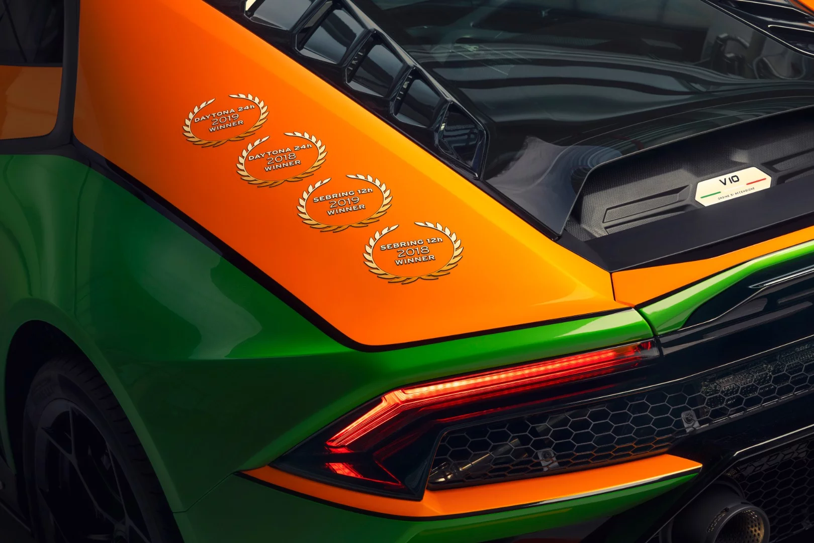 Laurel wreaths celebrating each of the Huracan GT's wins at Daytona and Sebring adorn the rear pillar of the special edition car