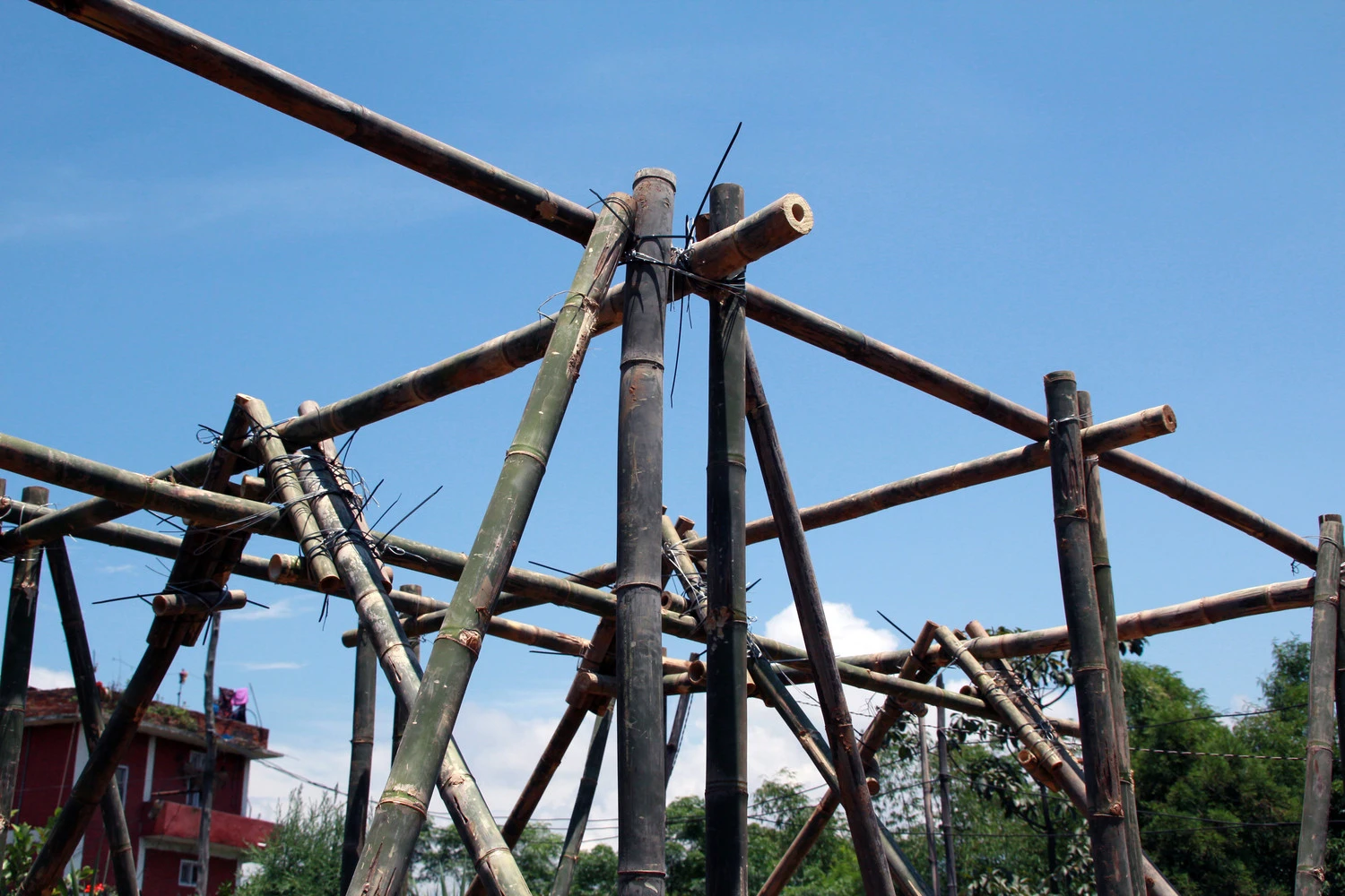 The prototype pictured cost around $500 to build