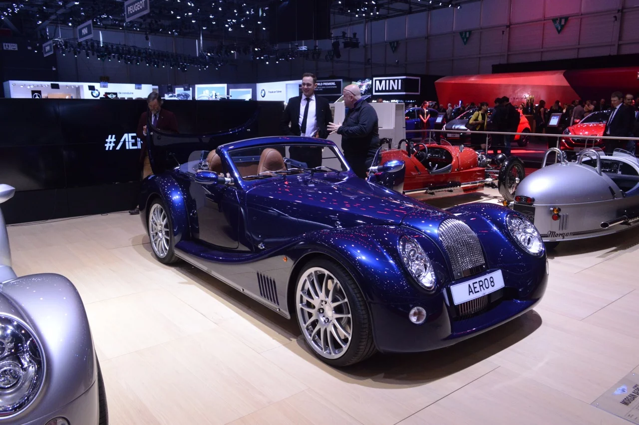 With the top retracted, the Aero 8 looks as classic as a car can (Photo: C.C. Weiss/Gizmag.com)