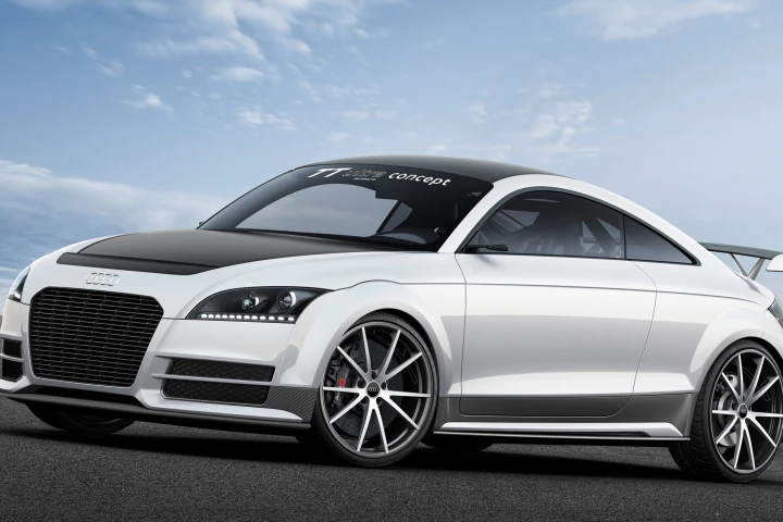 The TT Ultra Concept handles better, brakes faster and is quicker to 100 km/h (62 mph) in only 4.2 seconds