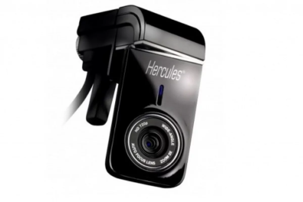 The Hercules Dualpix HD720p webcam shoots 720p HD video and tilts for eye-to-eye video chat sessions