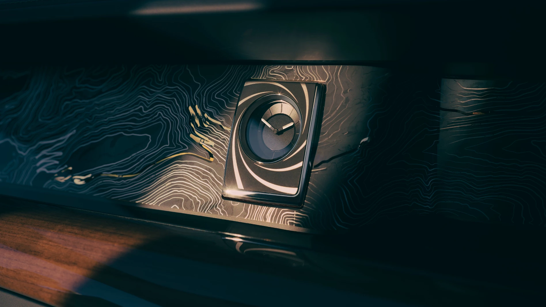 The 007 dashboard clock