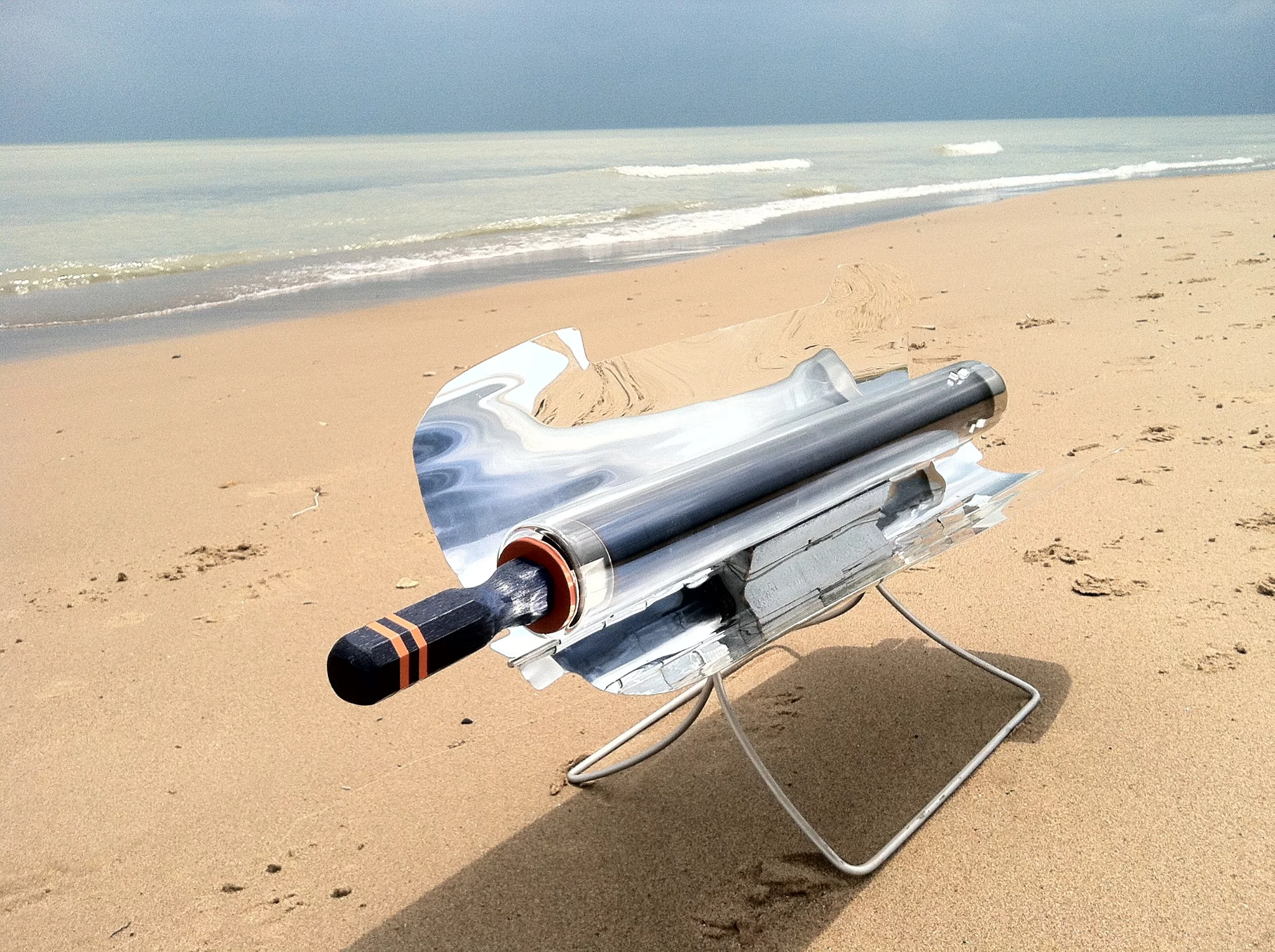 The developers claim to have recorded temperatures as high as 700°F (371°C) inside the oven, but they say it tends to cook best between 200°F (93°C) and 550°F (288°C)