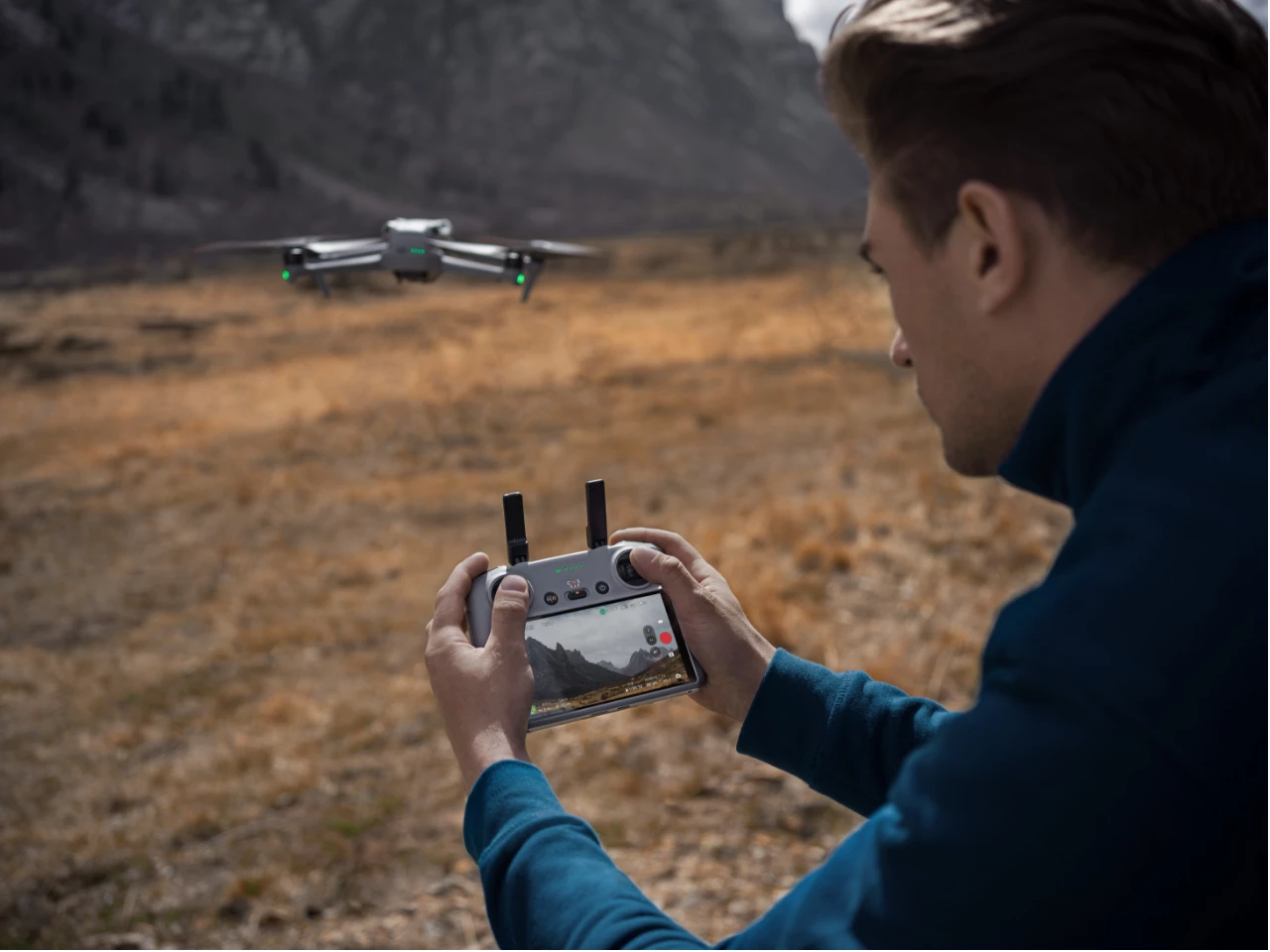 The DJI Air3 can be optioned with a RC 2 controller, which includes a 5.5-inch 1080p display