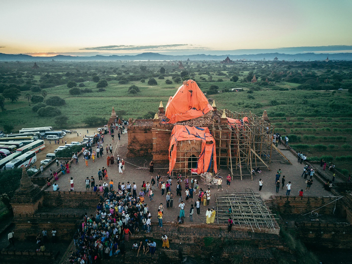 Temples in Myanmar. (Credit: Dimitar Karanikolov / Behance CC BY-NC-ND 4.0)