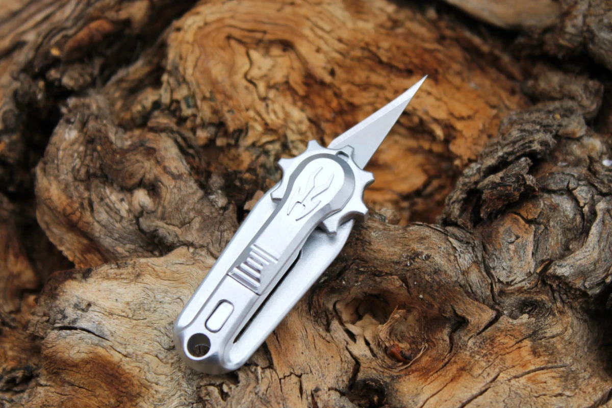 Korcraft is currently running a Kickstarter campaign for its Everyday Blade