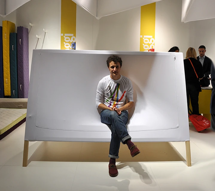 Foresta designed by Sakura Adachi reinvents the traditional single sofa bed (Photo: Edoardo Campanale/Gizmag.com)