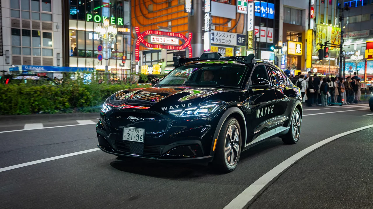 Wayve has already been testing its go-anywhere AI autonomous driving tech in various locations – here it is in driverless action in Japan