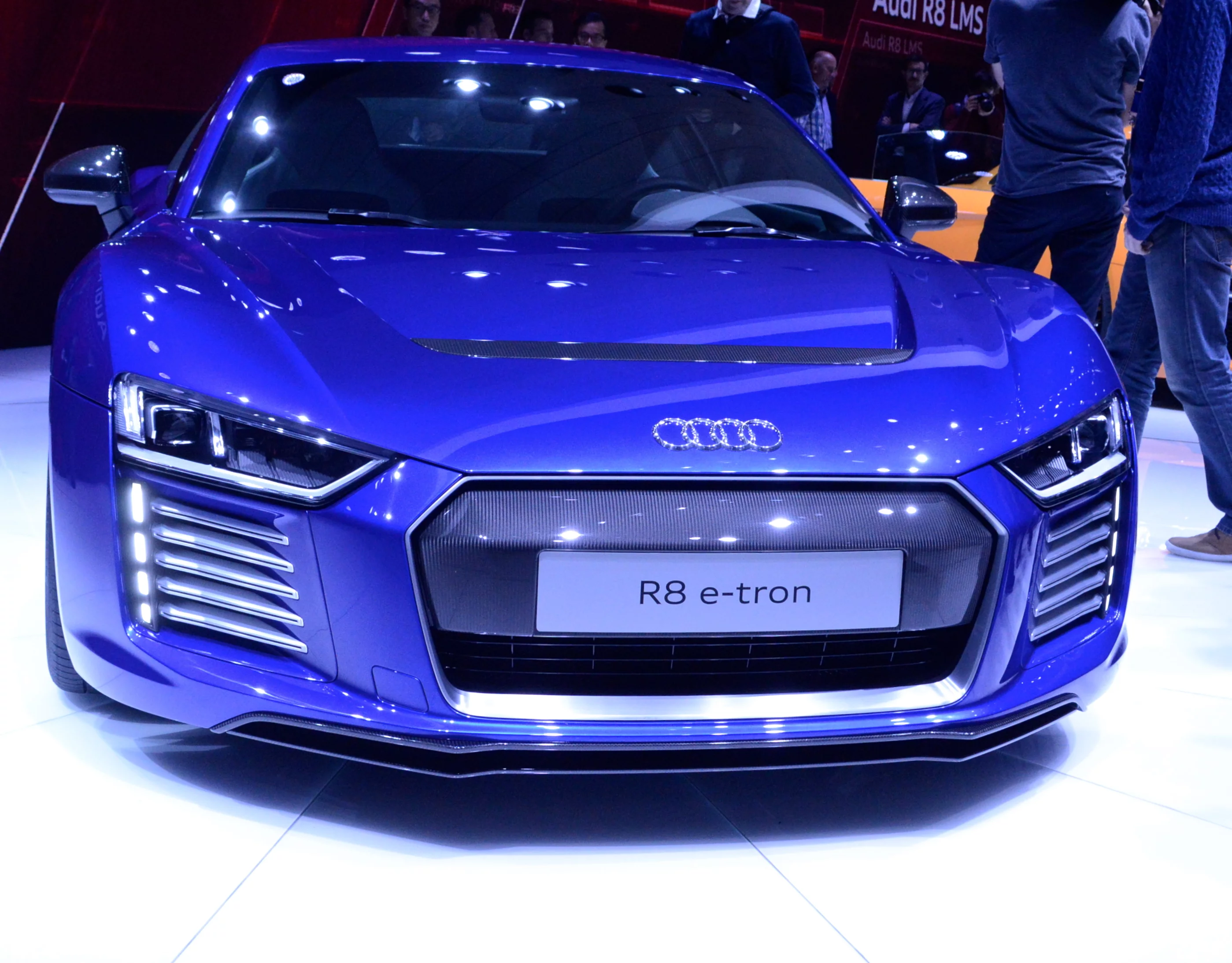 Thanks to a new 92-kWh lithium-ion battery, the R8 e-tron can travel about 280 miles per charge (Photo: C.C. Weiss/Gizmag.com)