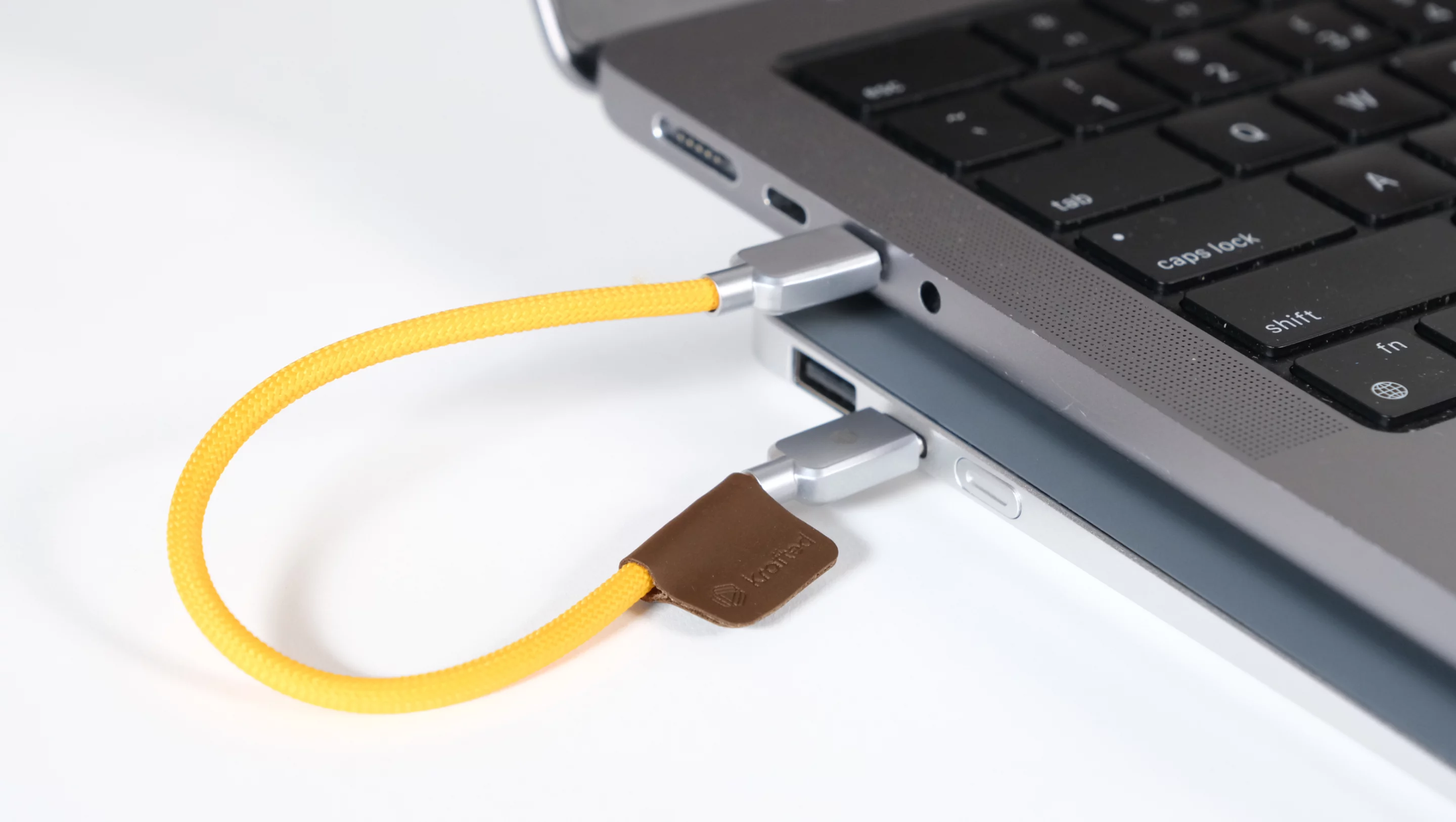 The Edge power bank ships with a braded charging cable, and supports output of 65 watts