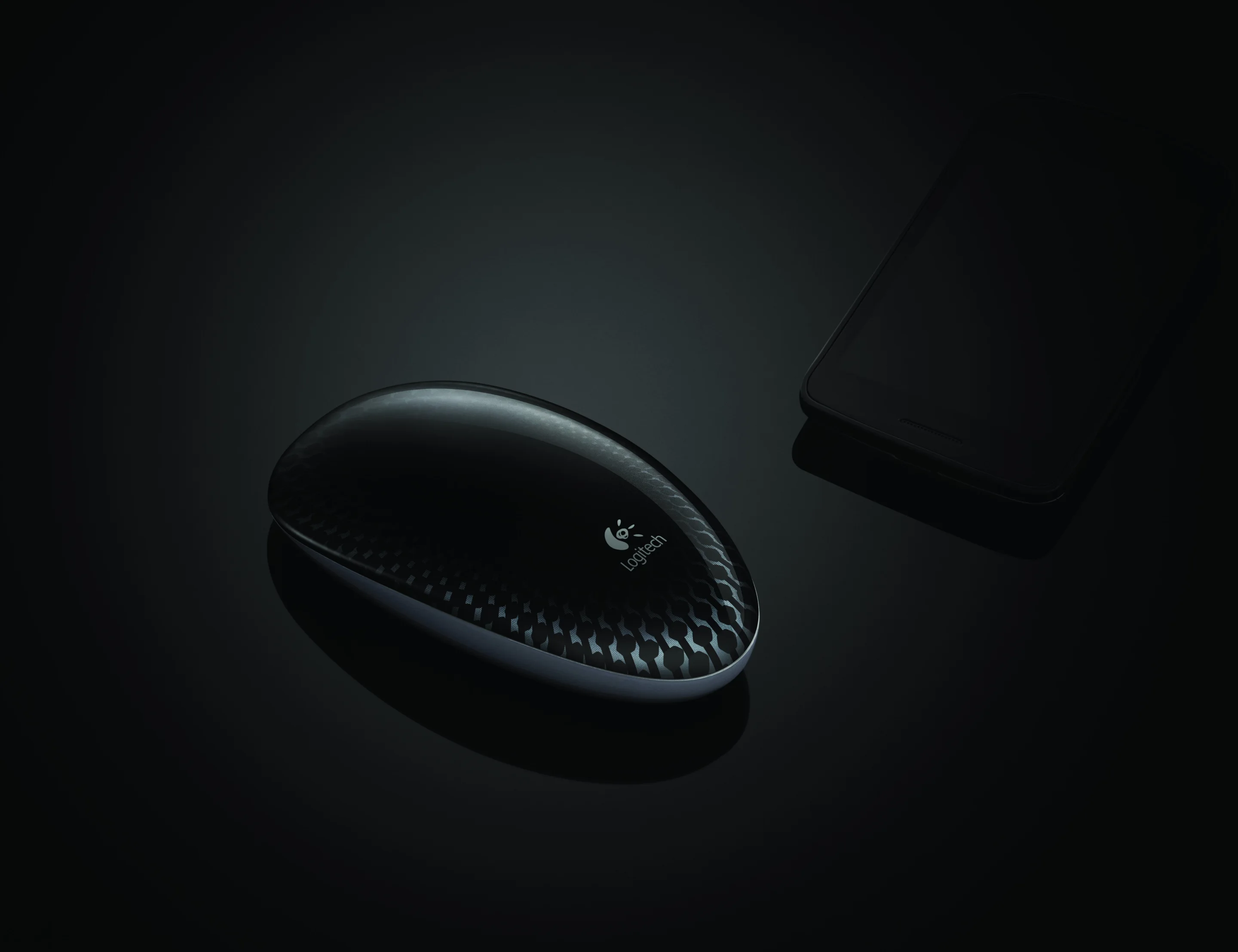 Logitech promises a chop-free, fluid scrolling similar to the experience you might have on a modern smartphone's touchscreen display, courtesy of its Flow Scroll software