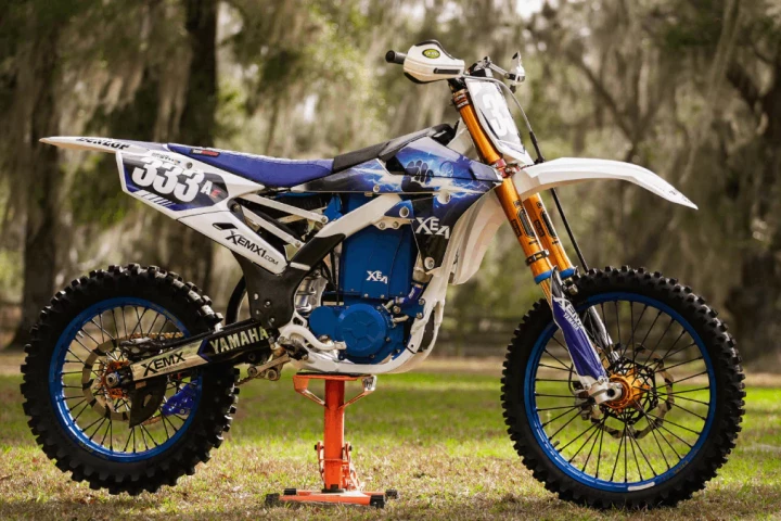 The XE4 is a Yamaha-sourced electric dirt bike from XEMX