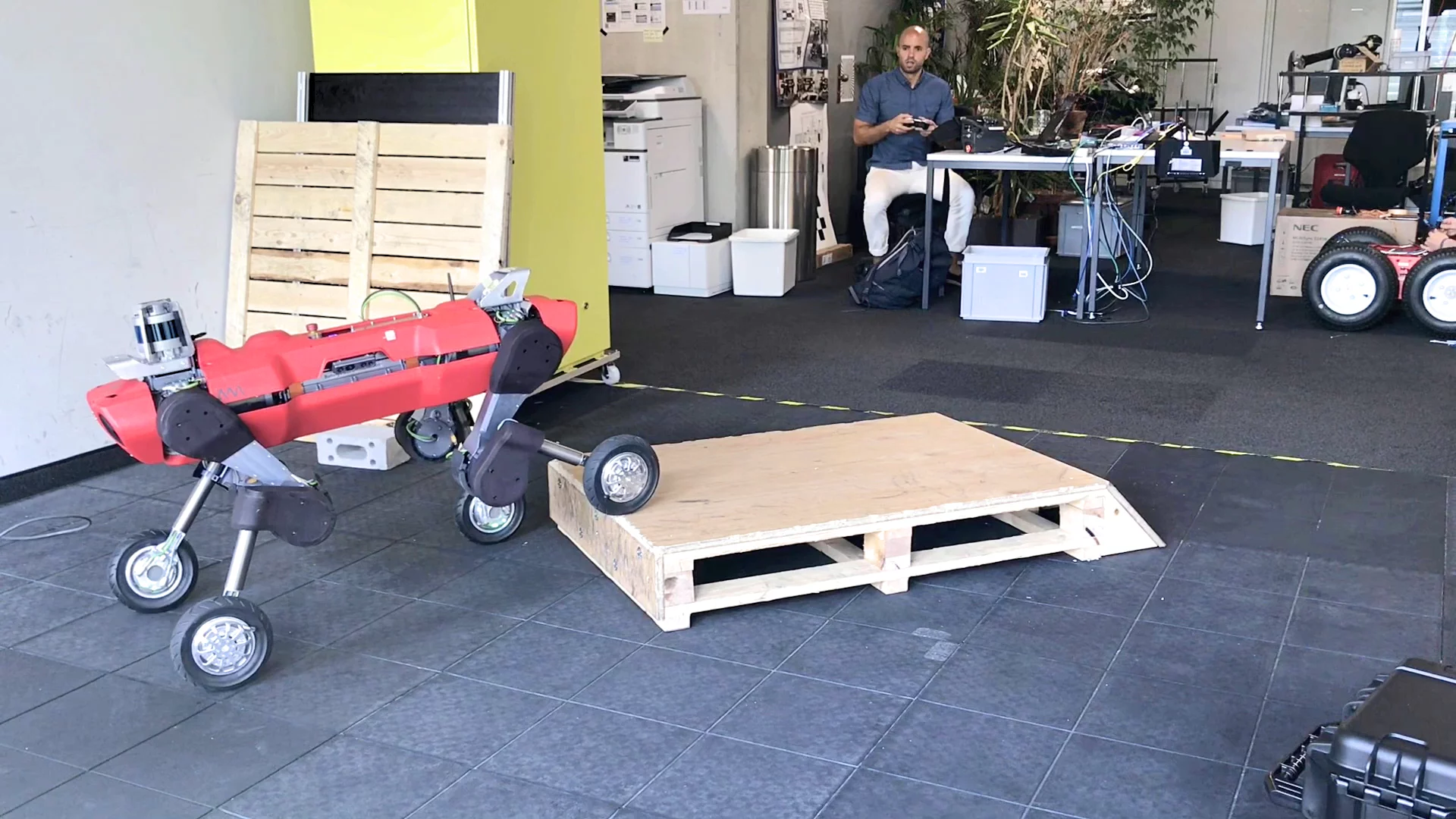 The wheeled ANYmal in action