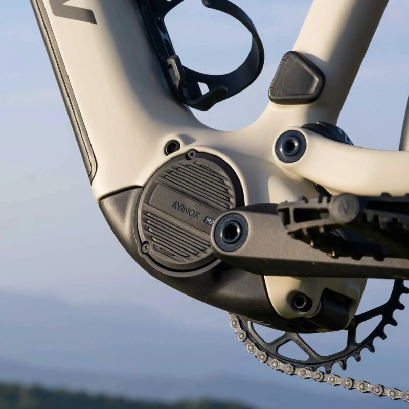 SUV e-bike conquers all kinds of terrain with a powerful DJI motor