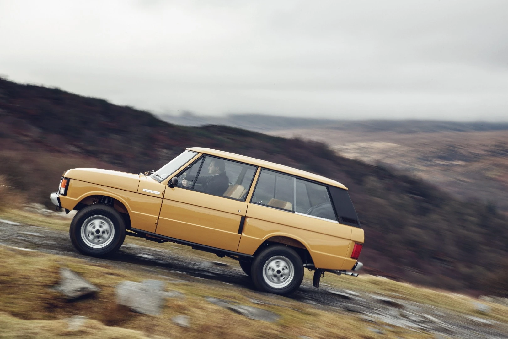 Range Rover plans an initial 10-model Range Rover Reborn production run