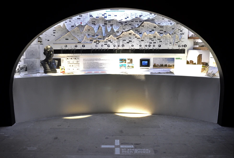 Monditalia: features installations from 41 architectural studios (Photo: Edoardo Campanale)