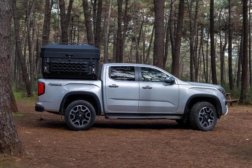 The Hotomobil Atlas Cabin Cube is like an expandable vault of adventure